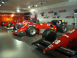 Maranello 017s_th.jpg